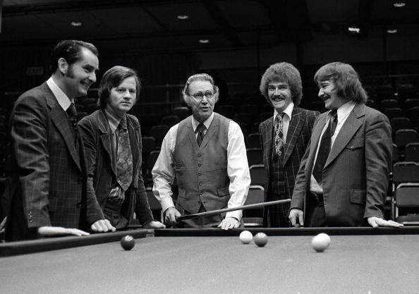 斯凭借其丰 斯凭借其丰